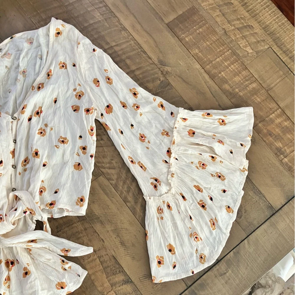 BILLABONG | Lust Wild Floral Crinkle Top – Size Small - Picture 2 of 7
